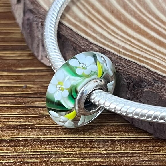 Pandora Wild Flowers Murano Glass Charm Floral Charm - Picture 3 of 6